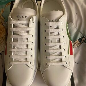 Gucci White Leather Sneakers with Red and Green Accents